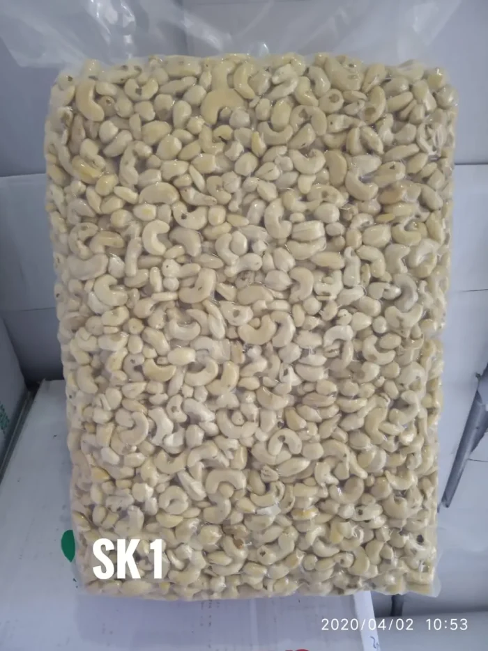 sk1 kacang mede mentah mete murah 3 - Grosir Kacang Mede Bumbujangkep.com