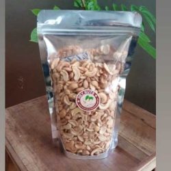 cemilan kacang mede panggang mete oven pecahan belah dua 500g 3 - Grosir Kacang Mede Bumbujangkep.com